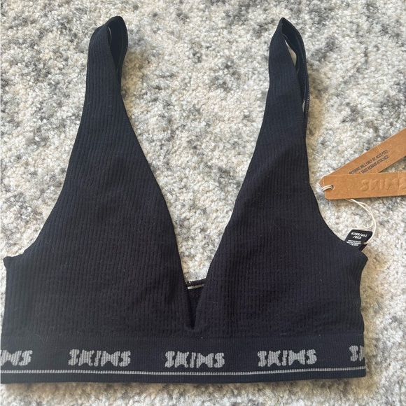 NWT SKIMS Black Plunge Triangle Bralette Ribbed Size: XS - Picture 5 of 6
